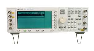 Agilent HP E4432A ESG-D3000A Digital Signal Generator