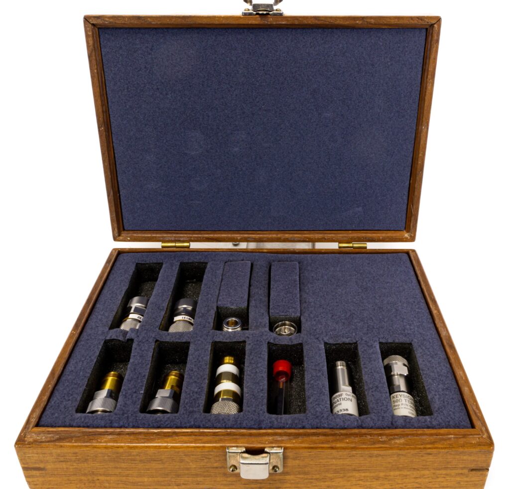 Agilent/Keysight 83203B PCS/Cellular Test Set