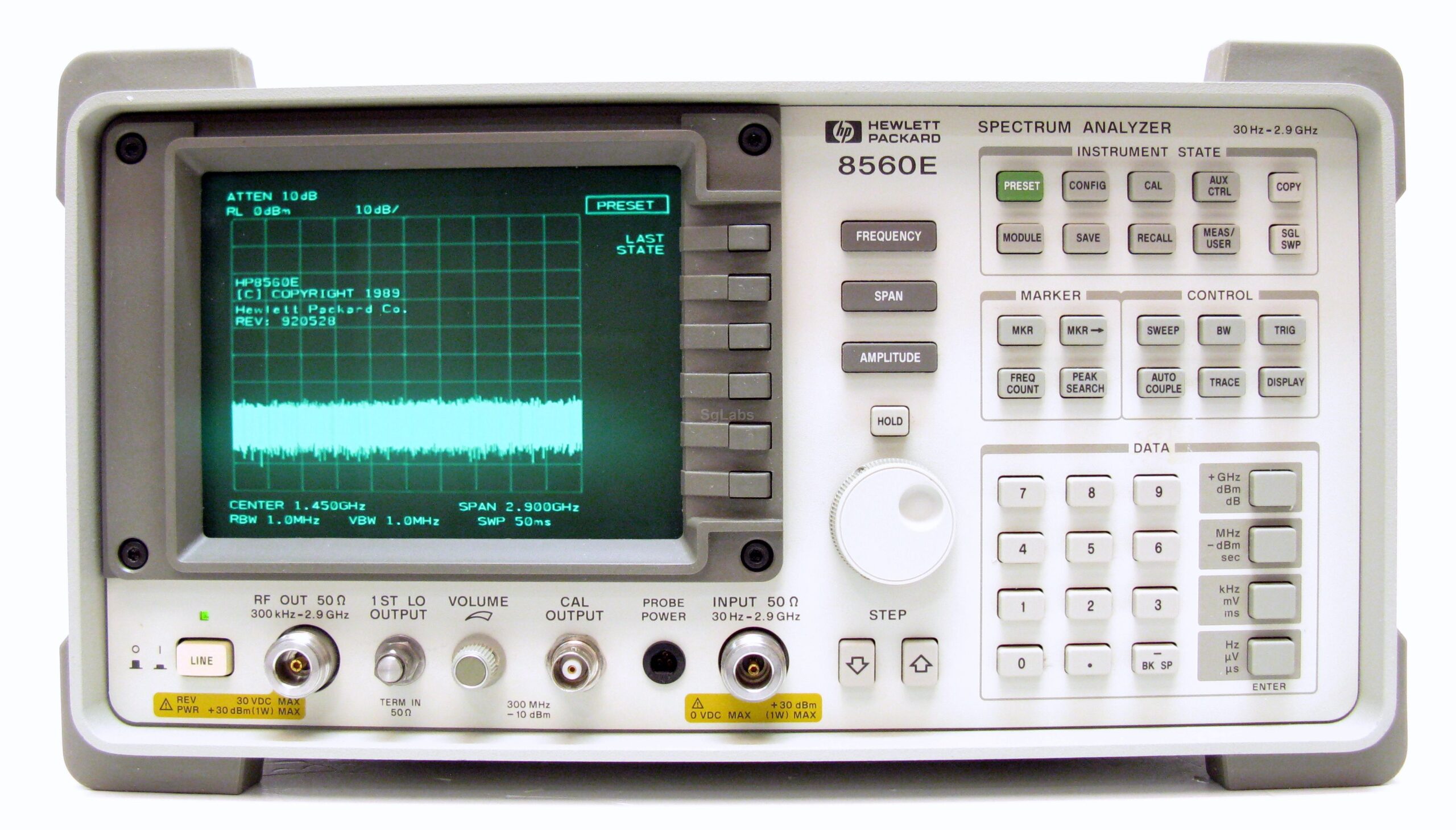 Agilent / Keysight 8560E Portable Spectrum Analyzer, 30 Hz to 2.9 GHz