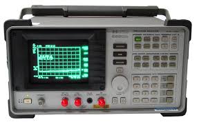 Agilent / Keysight 8590A Portable RF Spectrum Analyzer, 10 kHz – 1.5 GHz
