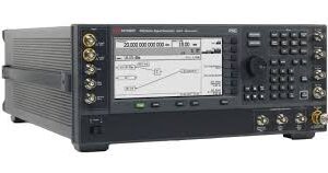 Agilent/Keysight E8267D