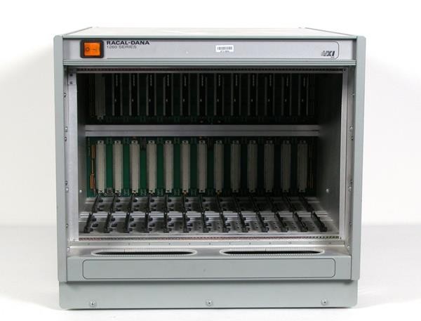 Astronics / EADS / Racal 1261AH 13-Slot High-Performance, High-Power VXI Mainframe