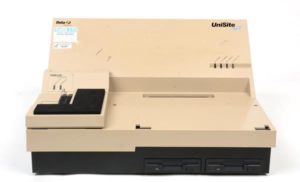 Data I/O UniSite-xpi Programming System