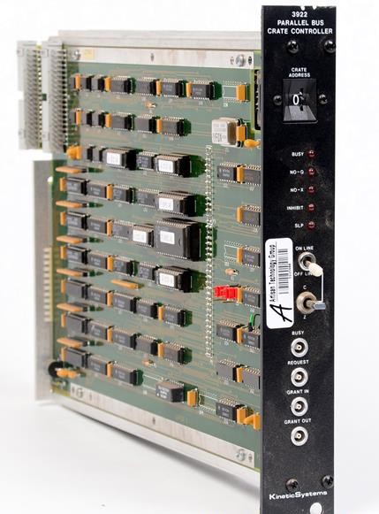 DynamicSignals / Kinetic Systems 3922-Z1B CAMAC Parallel Bus Crate Controller