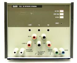 Fluke 732A – DC Voltage Reference Standard