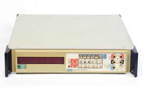 Fluke 8520A – 5.5 digit Lab DMM