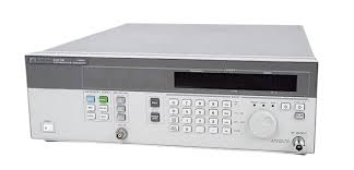 HP / Agilent 83711A Synthesized CW generator, 1 to 20 GHz